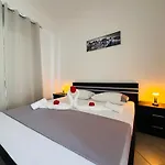 Xhibo Apartment Sarandë