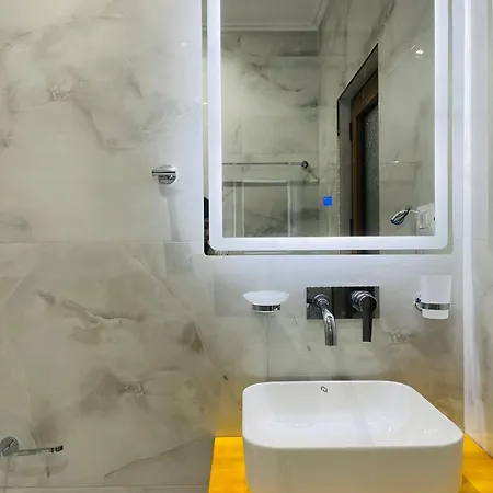 Apartament Xhibo Saranda