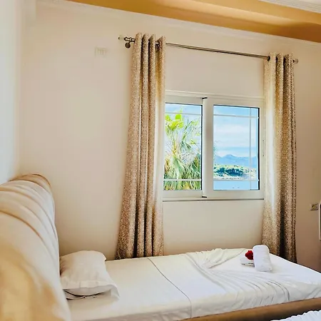 Apartment Xhibo Sarande