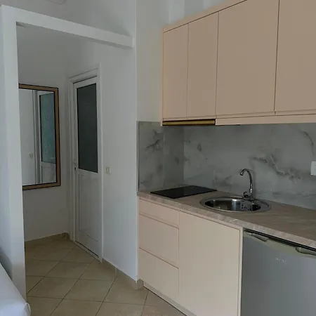Xhibo Sarande